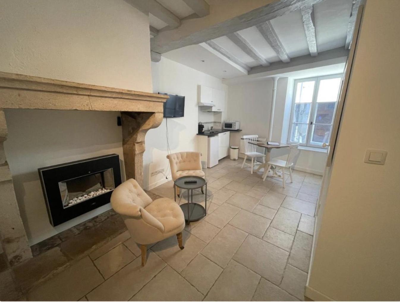 Batisse Paradis- 3 Appartements Calmes Et Elegants Au Centre Historique De Beaune Beaune  Zimmer foto