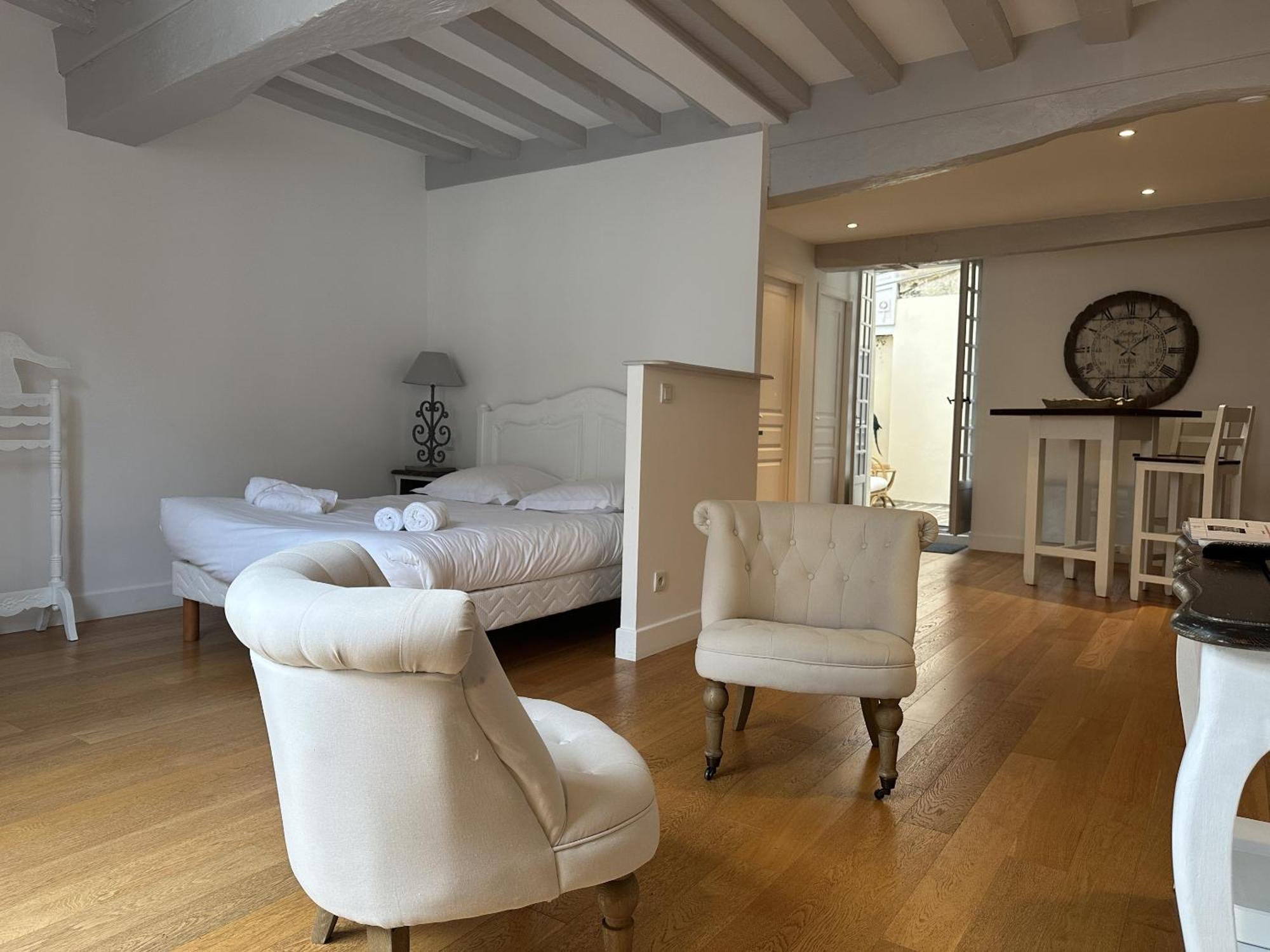Batisse Paradis- 3 Appartements Calmes Et Elegants Au Centre Historique De Beaune Beaune  Zimmer foto
