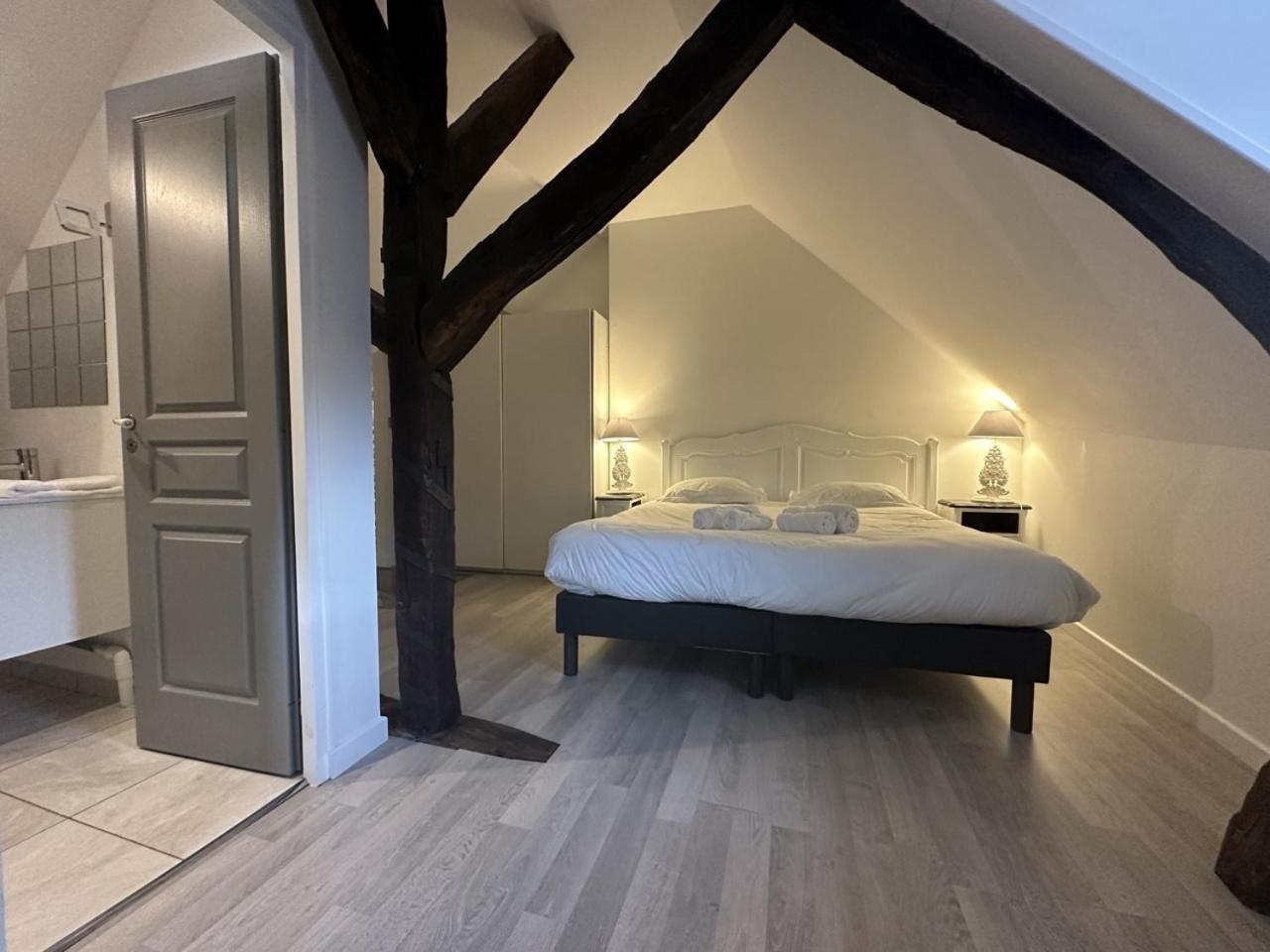 Batisse Paradis- 3 Appartements Calmes Et Elegants Au Centre Historique De Beaune Beaune  Zimmer foto